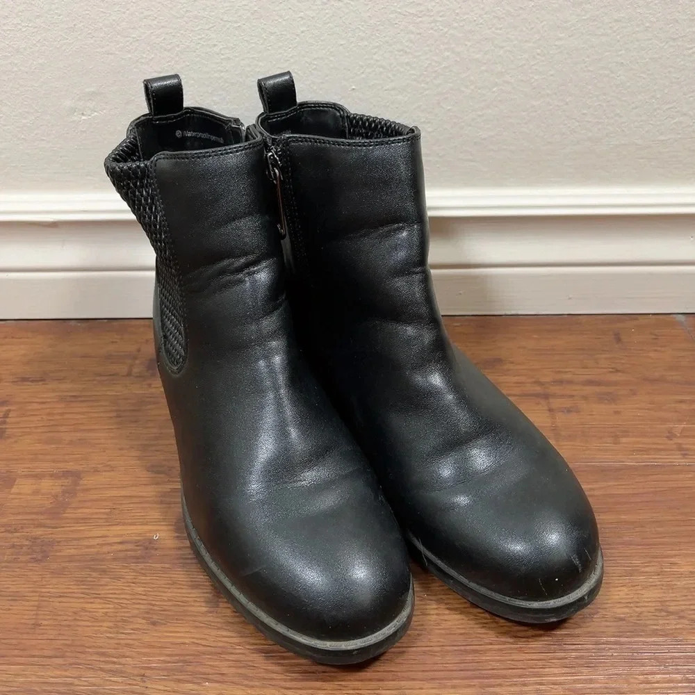 Blondo Black Leather Waterproof  Ankle Boot